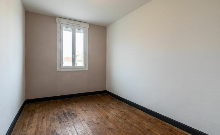 MAISON A PROXIMITE DES COMMERCES 3