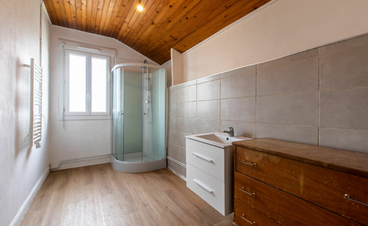 MAISON A PROXIMITE DES COMMERCES 4