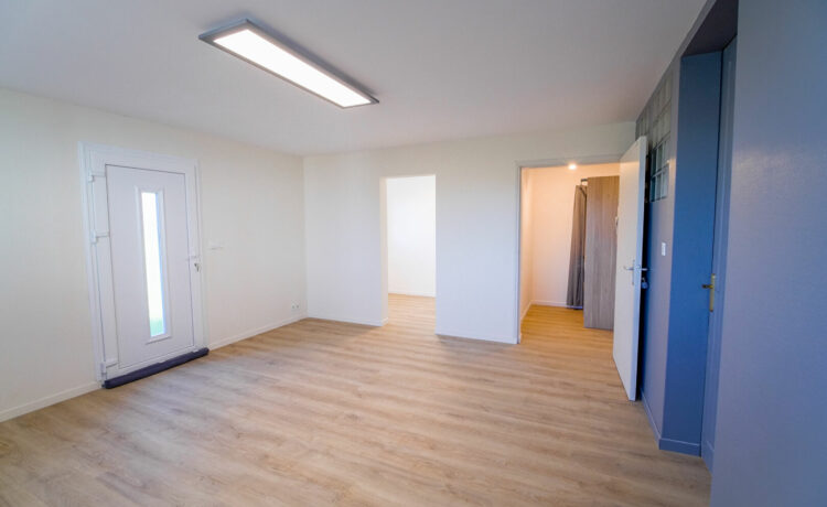 Maison 7 pièces AMOU