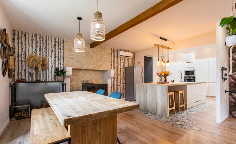 Maison Roquefort 6 pièce(s) 177 m² 2