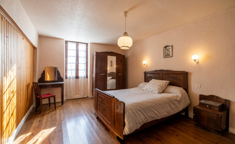 Maison avec atelier 6 pièce(s) 138 m2
