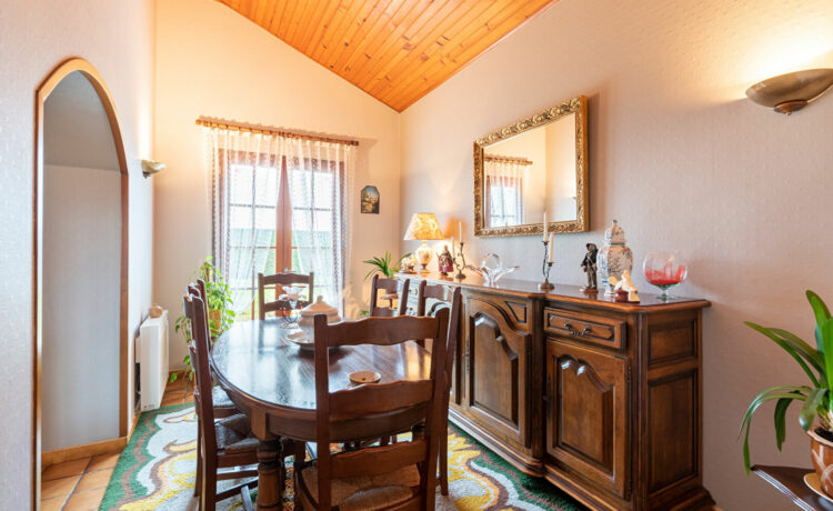 Maison Hagetaubin 4 pièce(s) 133.32 m2 3