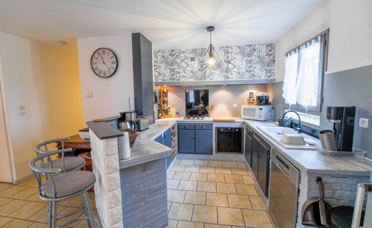Maison Sore 5 pièce(s) 135 m2