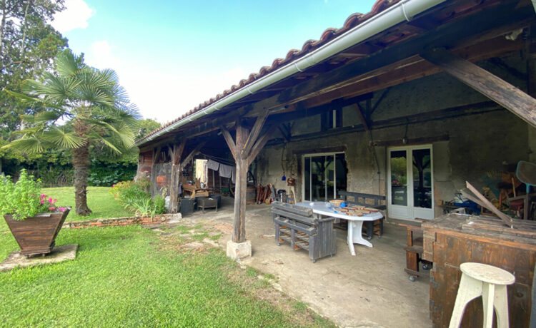 Maison  9 pièce(s) 377 m2 2