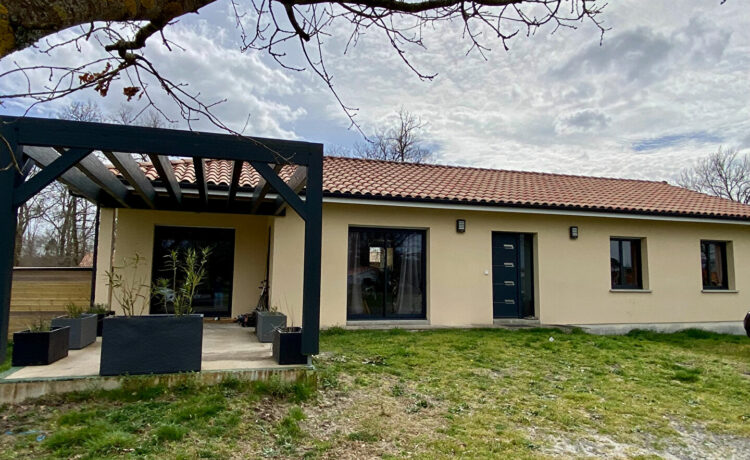 Maison 5 pièce(s) 108 m2 1