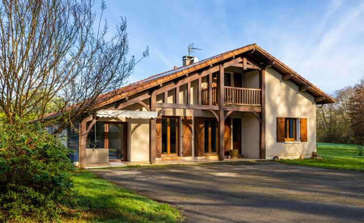 Maison Mont-de-Marsan 7 pièce(s) 147 m2 1