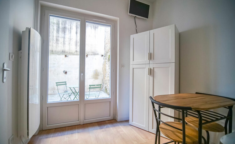 Studio meublé  en centre ville 3