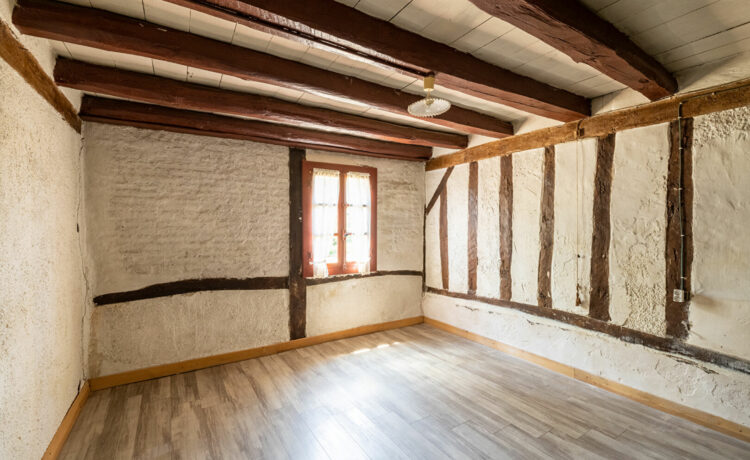 Ferme landaise, 2 dépendances, 1,4 ha de terrain