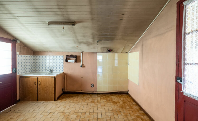 Ferme landaise, 2 dépendances, 1,4 ha de terrain