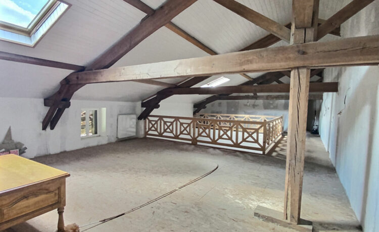 Maison  9 pièces 387 m2