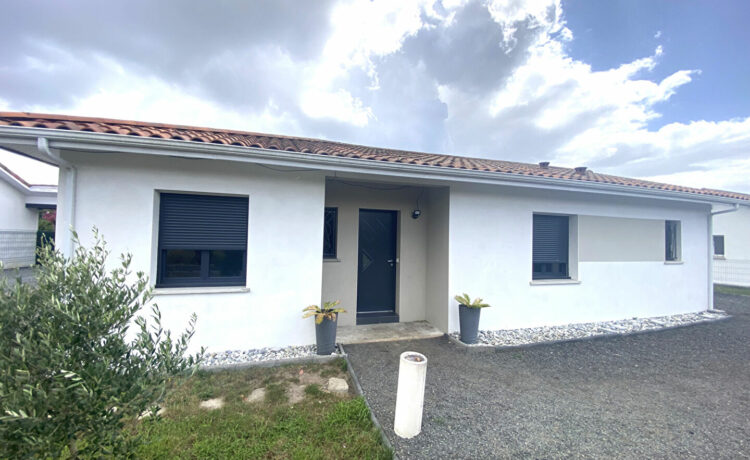 Maison Labouheyre 6 pièce(s) 134 m2 1