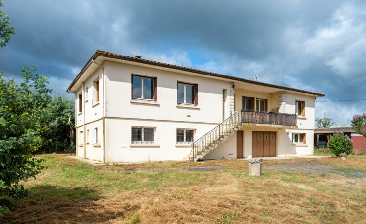 Maison 6 pièces 228m² 1