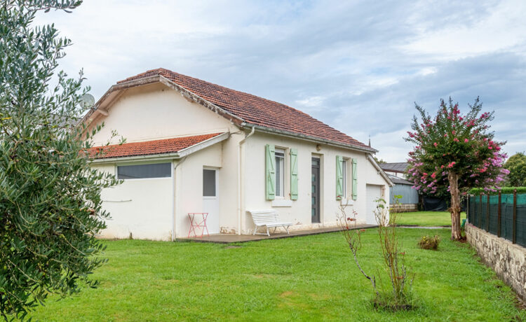 Maison Hagetmau 3 pièce(s) 89.5 m2 1