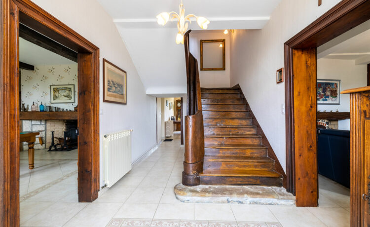 Maison avec dependances