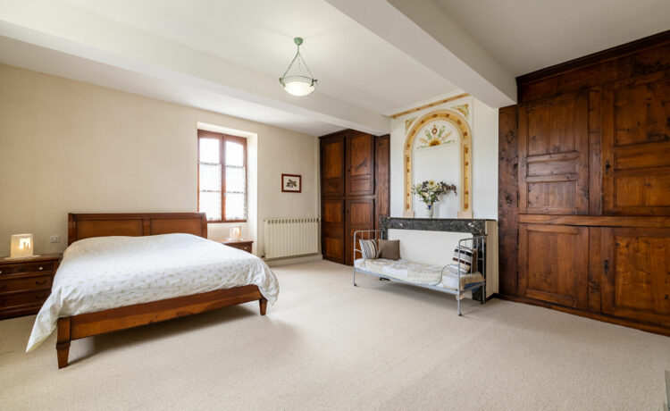 Maison avec dependances