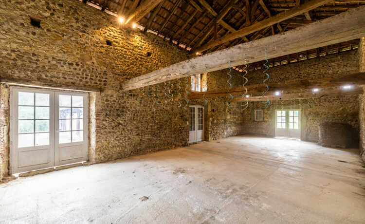 Maison avec dependances