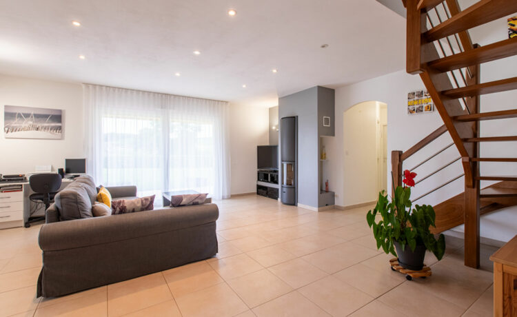 Maison Pau 6 pièce(s) 135.50 m² 2