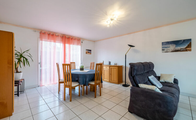 MAISON DE PLAIN PIED AVEC GARAGE 3
