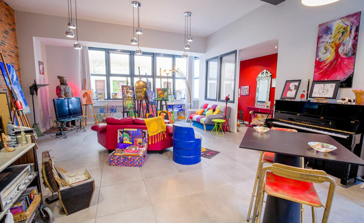 Loft Artistique en Plein Coeur de la Ville 1