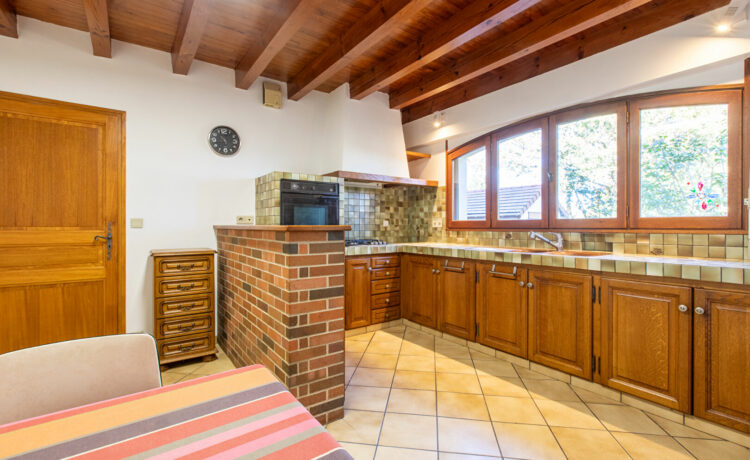 Maison familiale dans un écrin de verdure