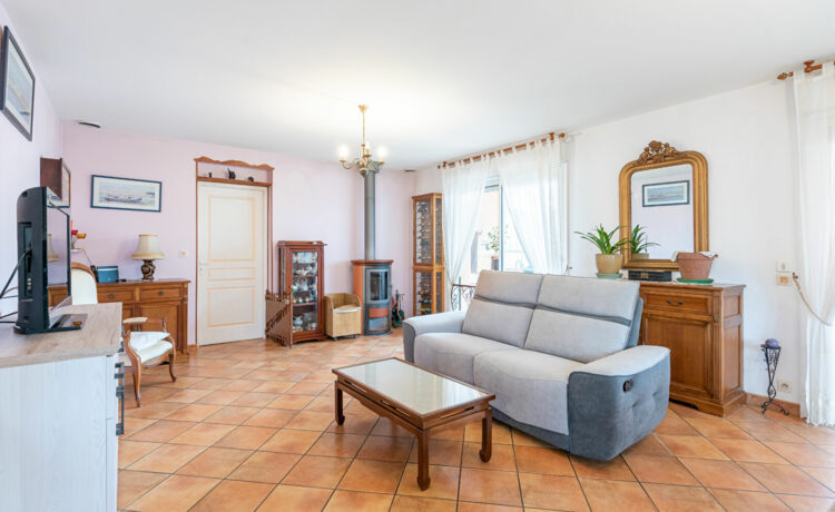 Maison Pomarez 4 pièce(s) 130 m2 2
