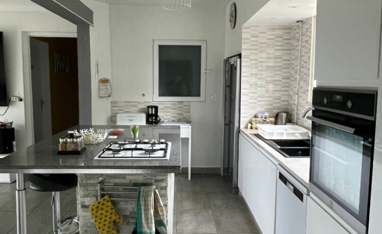 Maison rénovée de plain-pied !