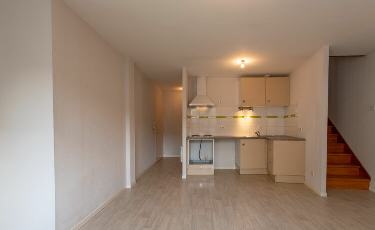 Immeuble Hagetmau 8 pièce(s) 202.58 m2