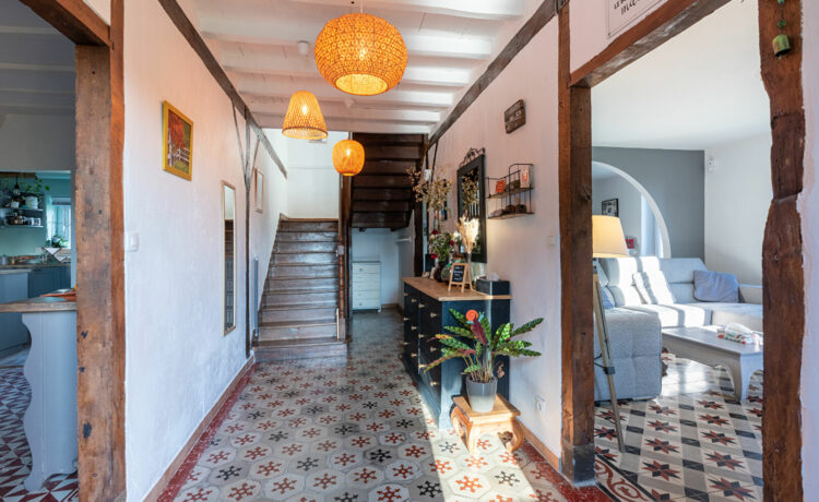 Maison piscine +  Gîte  8 pièce(s) 295.19 m2