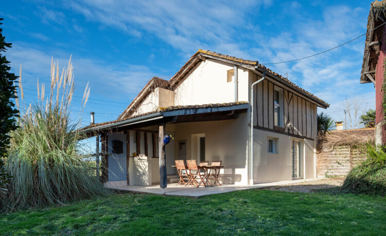 Maison piscine +  Gîte  8 pièce(s) 295.19 m2