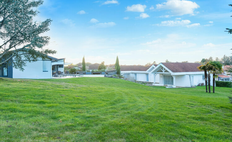 Maison moderne d'exception à Hagetmau  À deux pas du centre-ville 1