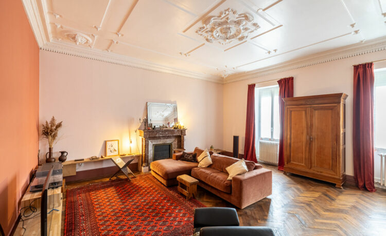 Maison de maître en ville, avec piscine et jardin de 1256 m2 1