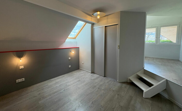 Maison Bonnut 6 pièce(s) 173 m2