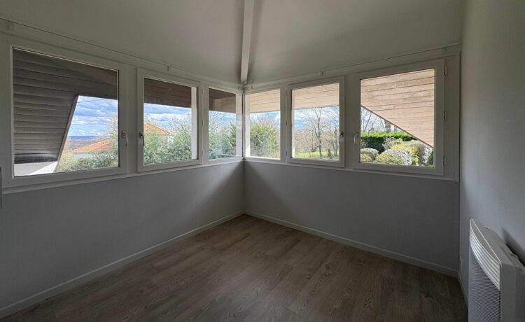 Maison Bonnut 6 pièce(s) 173 m2
