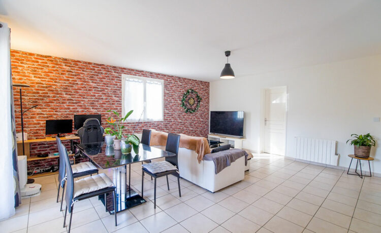 Maison Aire Sur L Adour 4 pièce(s) 85.83 m2 1
