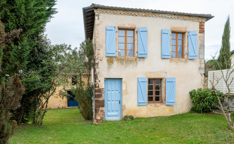 Maison de Caractère au Charme Authentique - Une Opportunité Rare 2