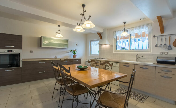Maison Hagetmau 5 pièce(s) 97.35 m2 1