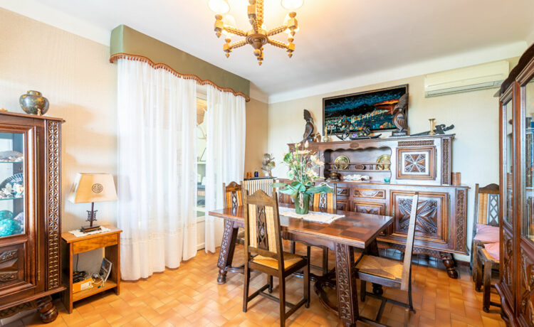 Maison 6 pièce(s) 160 m2 3