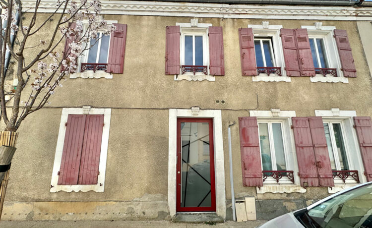 IMMEUBLE CENTRE VILLE MONT DE MARSAN 1