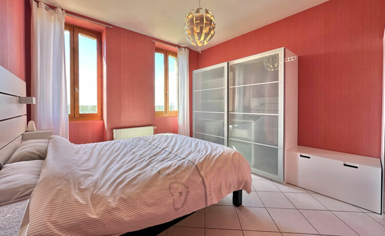 Maison 7 pièce(s) 173 m2