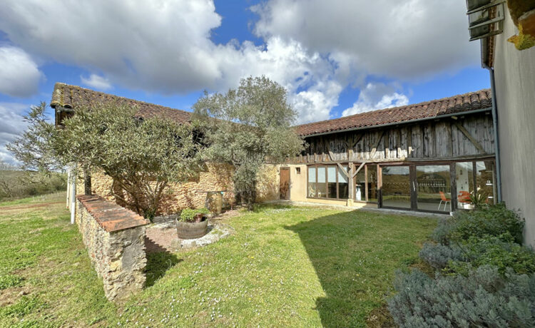 Maison 7 pièce(s) 173 m2