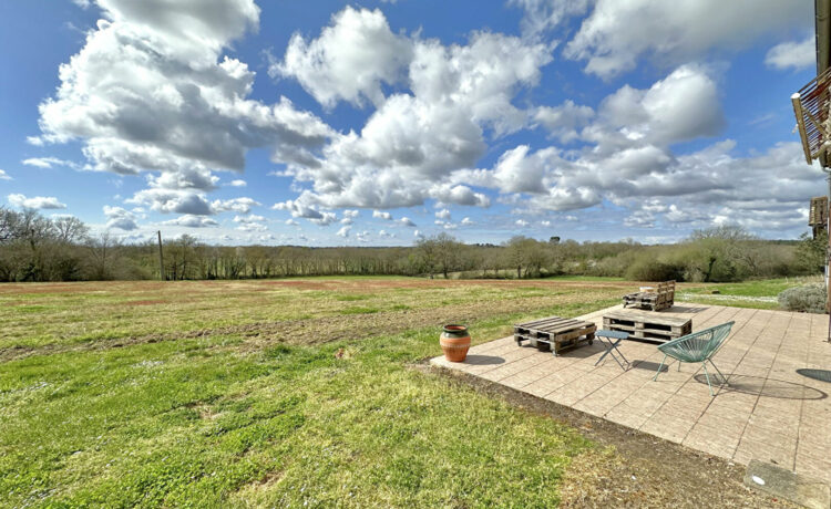 Maison 7 pièce(s) 173 m2