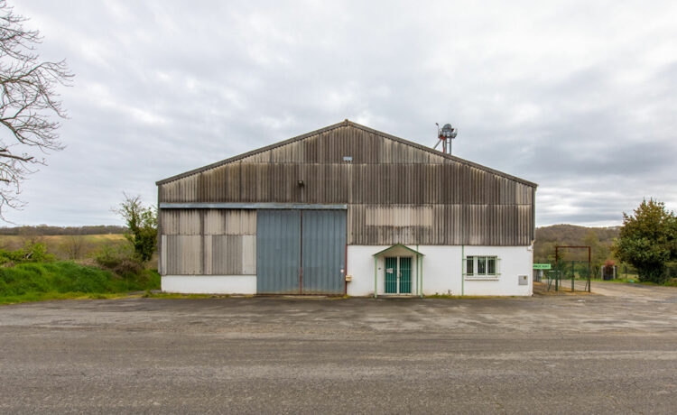 Local commercial + entrepôt