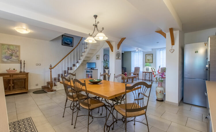 Maison Hagetmau 5 pièce(s) 97.35 m2 3