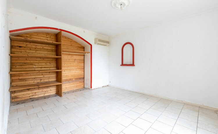 Maison de caractère à rafraîchir