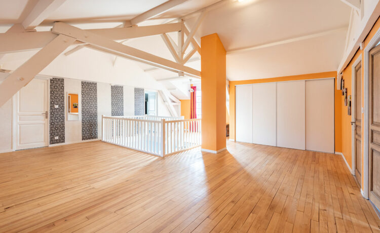 Maison 8 pièce(s) 236m2