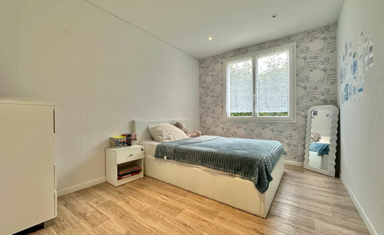 Maison Mont De Marsan 6 pièce(s) 140 m2