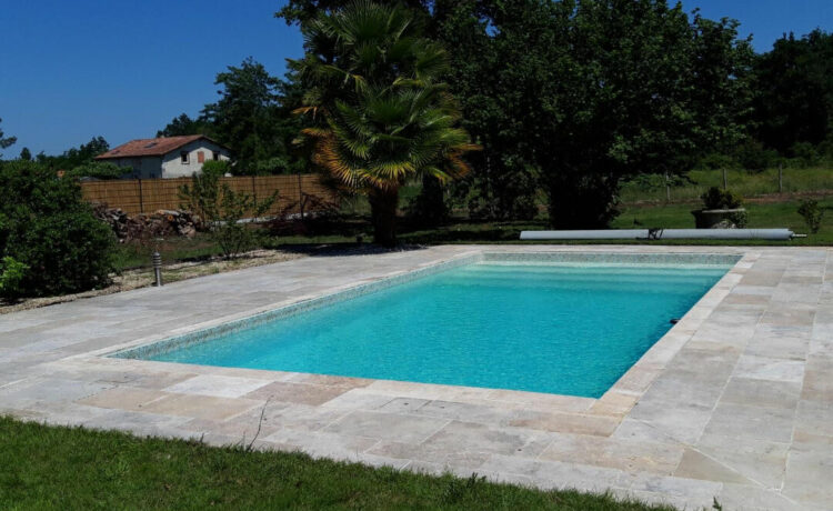 Maison de Charme de 175 m² avec Piscine et Grand Jardin