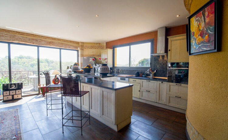Maison T5 avec piscine et vue Pyrénées 3
