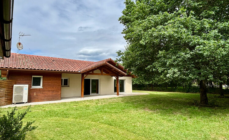 Maison Commensacq 6 pièce(s) 160 m2 1