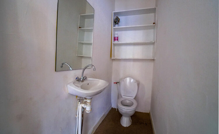 Local commercial rue GAMBETTA 50 m2 4